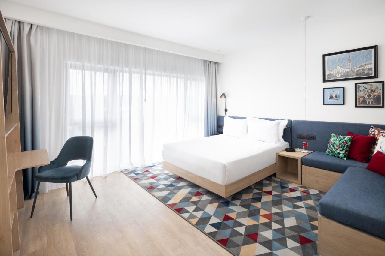 Hampton By Hilton เตอร์กู-มูเรช ภายนอก รูปภาพ