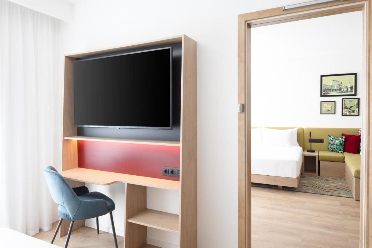 Hampton By Hilton เตอร์กู-มูเรช ภายนอก รูปภาพ