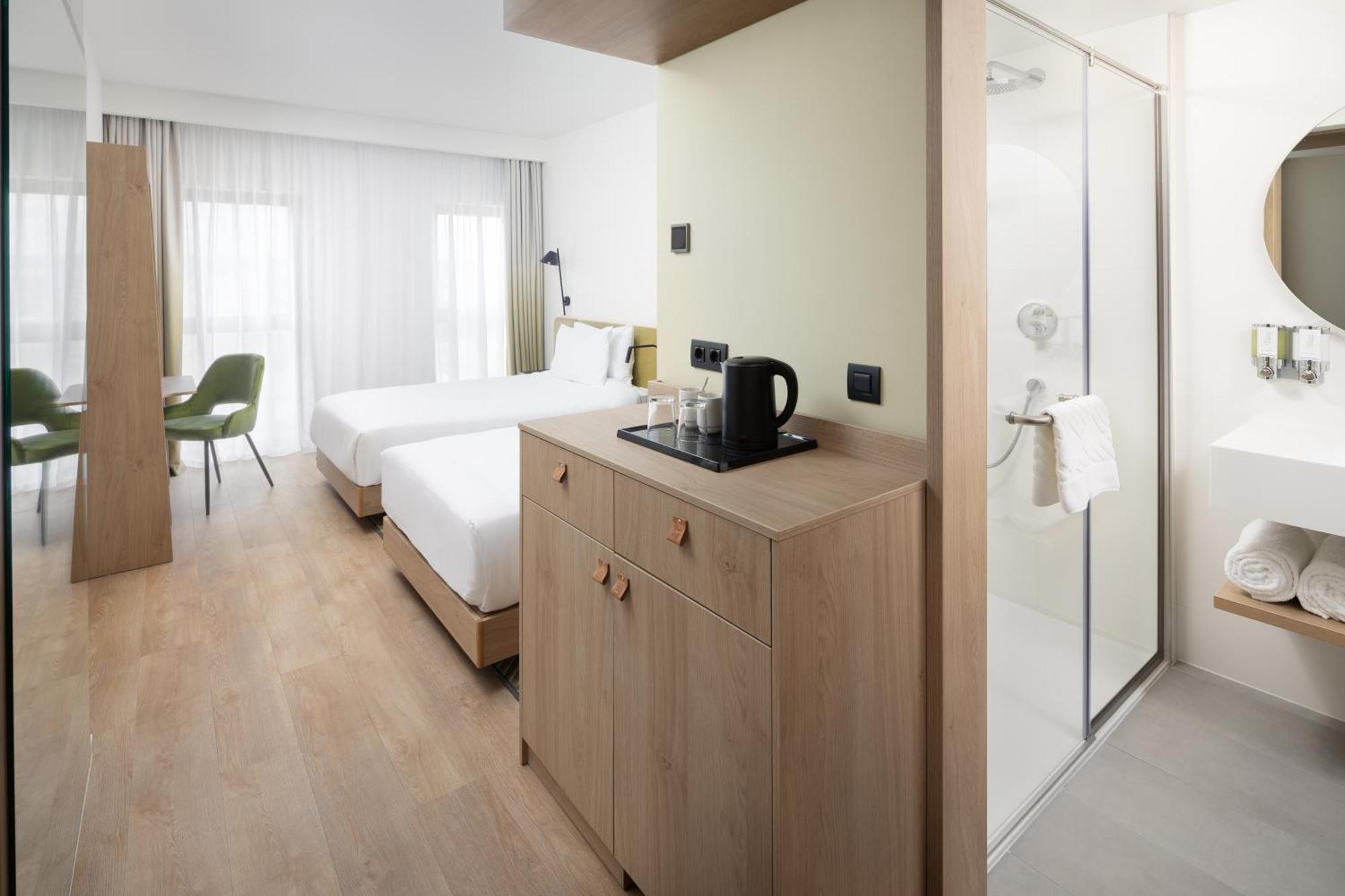 Hampton By Hilton เตอร์กู-มูเรช ภายนอก รูปภาพ