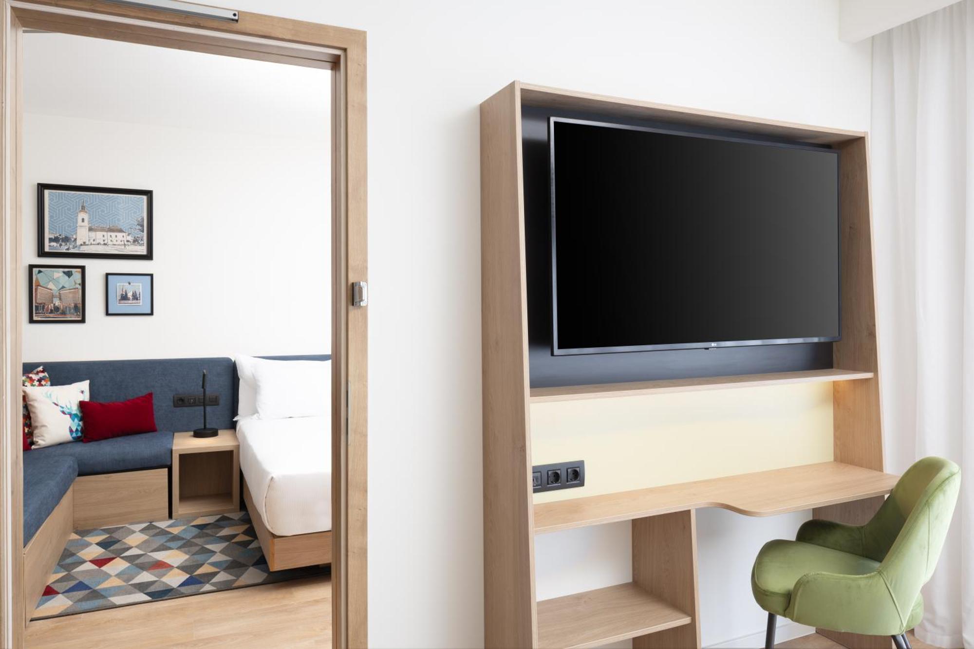 Hampton By Hilton เตอร์กู-มูเรช ภายนอก รูปภาพ